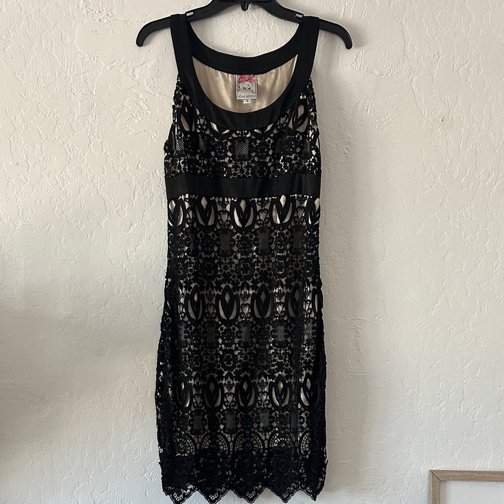 Yoana Baraschi Black Lace Overlay Cocktail Dress – Sz 4, Nude Lining, Sleeveless